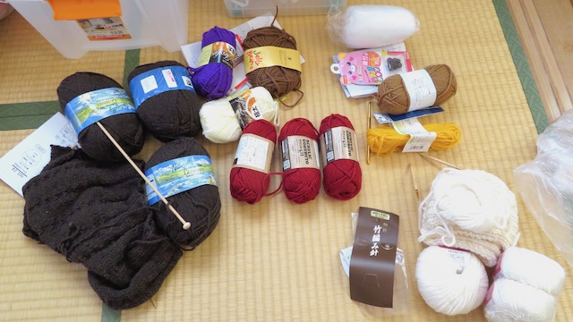 極太・並太毛糸と編みかけ品